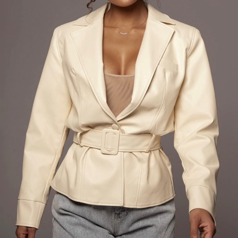 FAUX LEATHER BLAZER